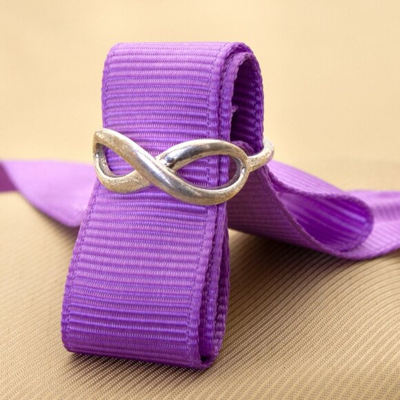 Vintage Sterling Silver Infinity Symbol Ring Stamped 925 - Picture 4 of 7